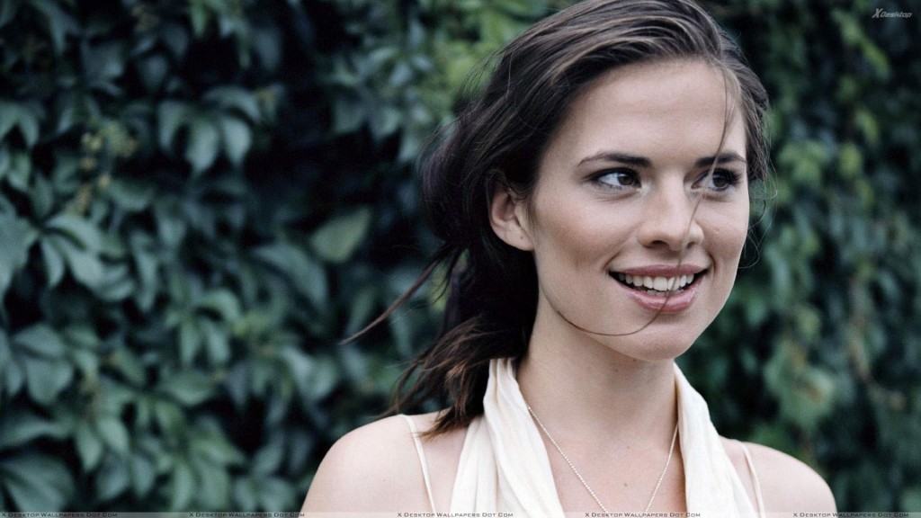 Hayley Atwell St Valentin